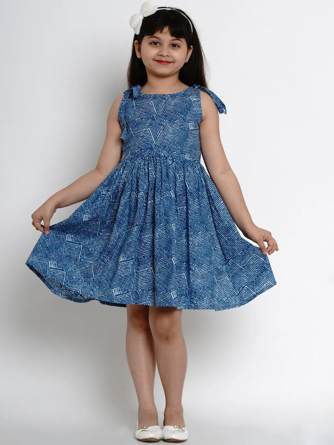 Jashvi Girls Blue Printed Fit And Flare Dress