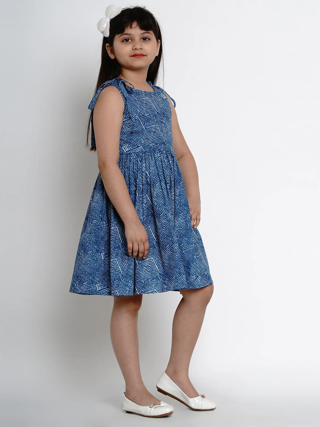 Jashvi Girls Blue Printed Fit And Flare Dress